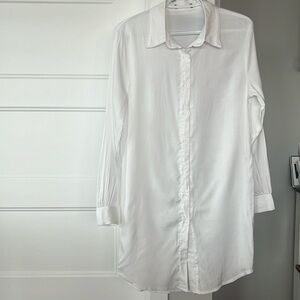 Chemise longue blanche